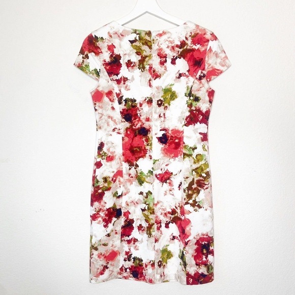 Liz Claiborne Floral Pocketed Cap Sleeve Sheath Dress 4 - Picture 6 of 10